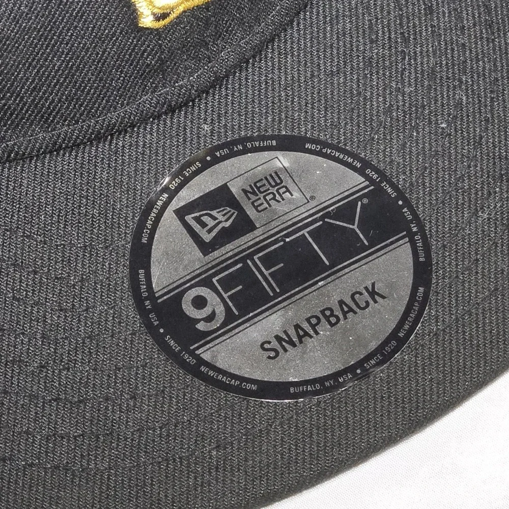 WWE SMACKDOWN‎ Live 20th Anniversary New Era Snapback Adjustable Cap Wrestling